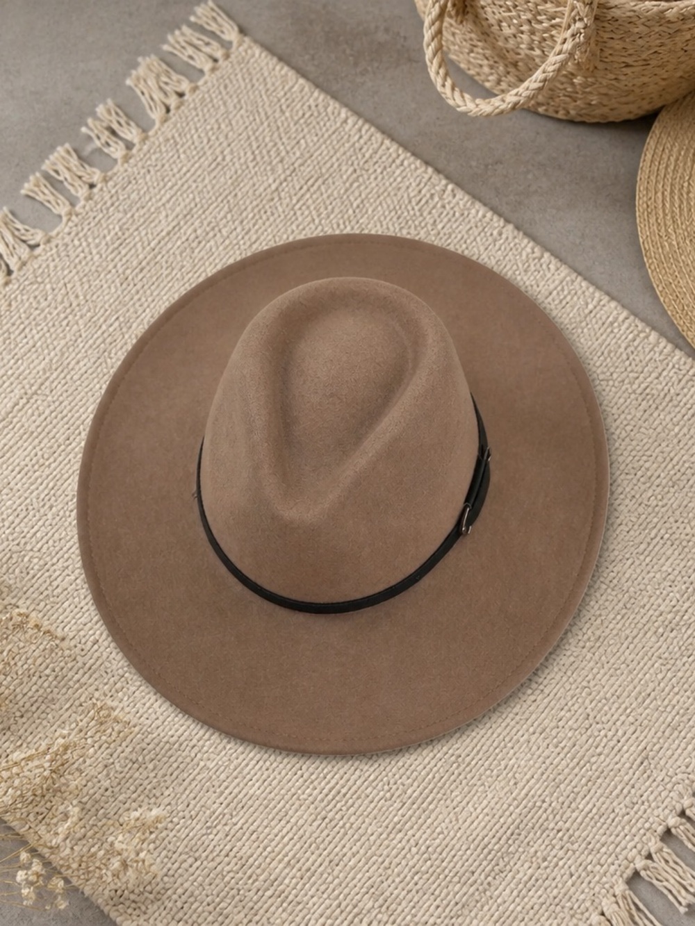 Classic Wide-Brim Brown Felt Hat with Black Band